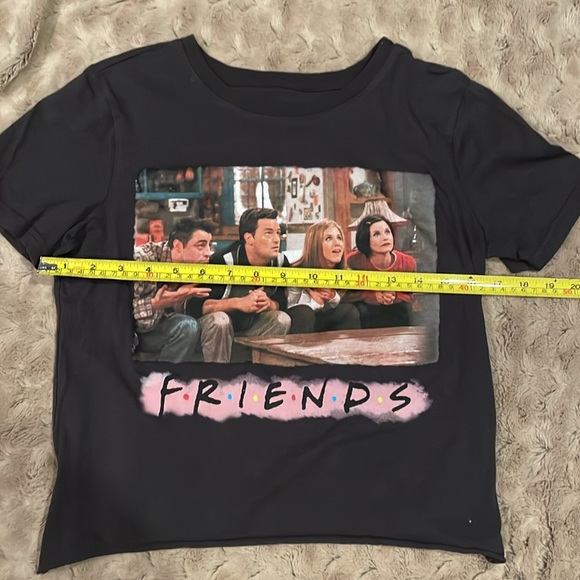 Friends Graphic Tee - Black - Picture 7 of 7